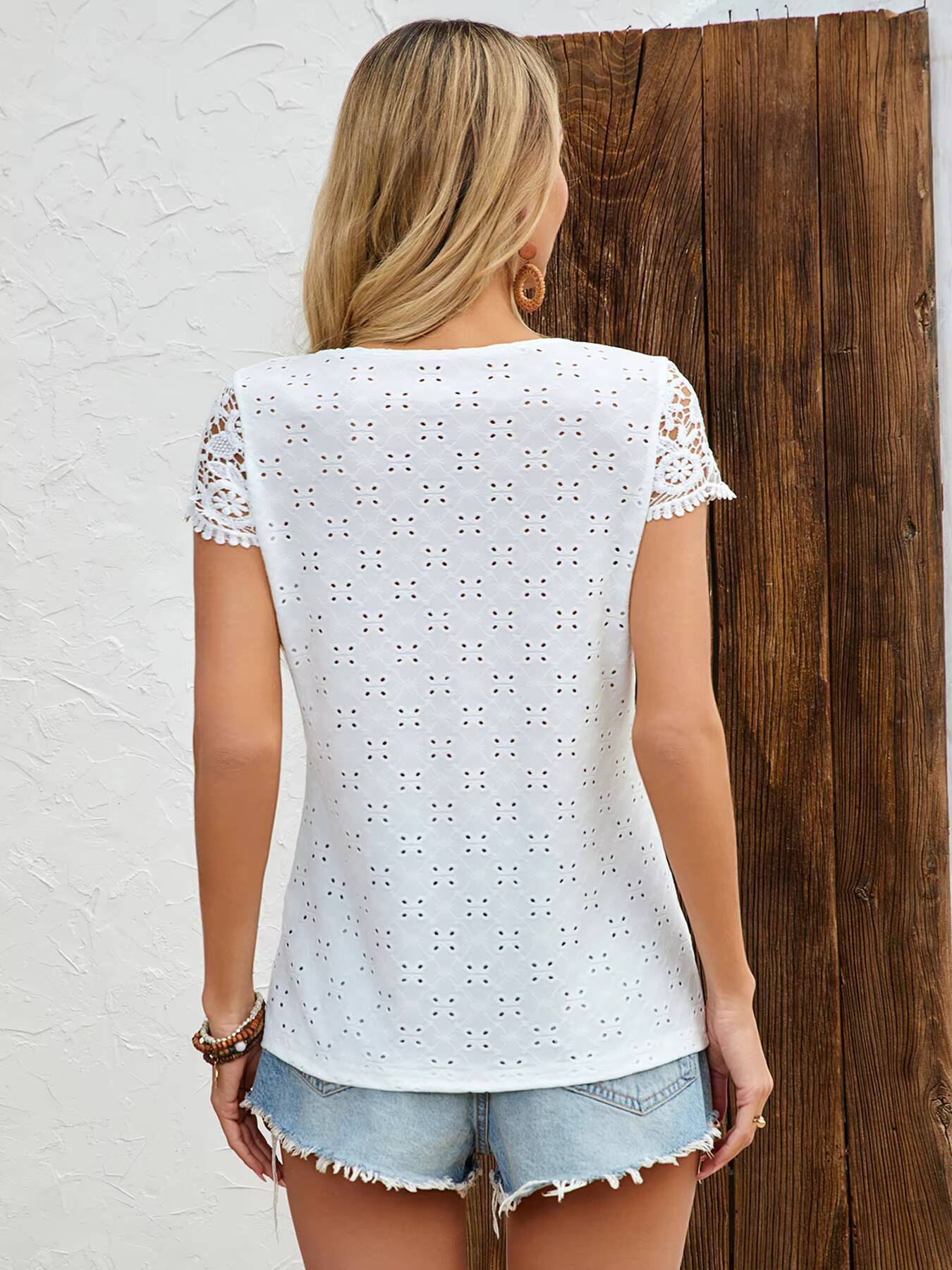 Women's T-Shirt Spring Summer  - Embroidery Eyelet ulasan dan harga